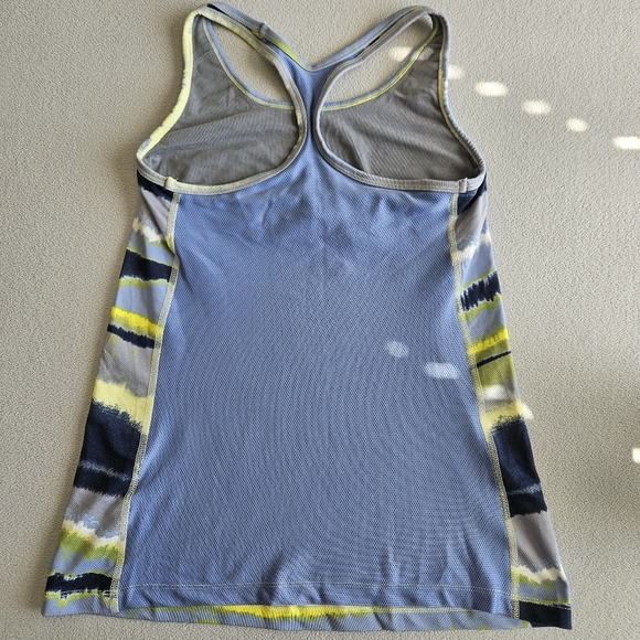 Nike‎ Women’s Tie Dye Running Tank Top Dri Fit, Blue and Yellow Striped. Size M - Picture 4 of 7